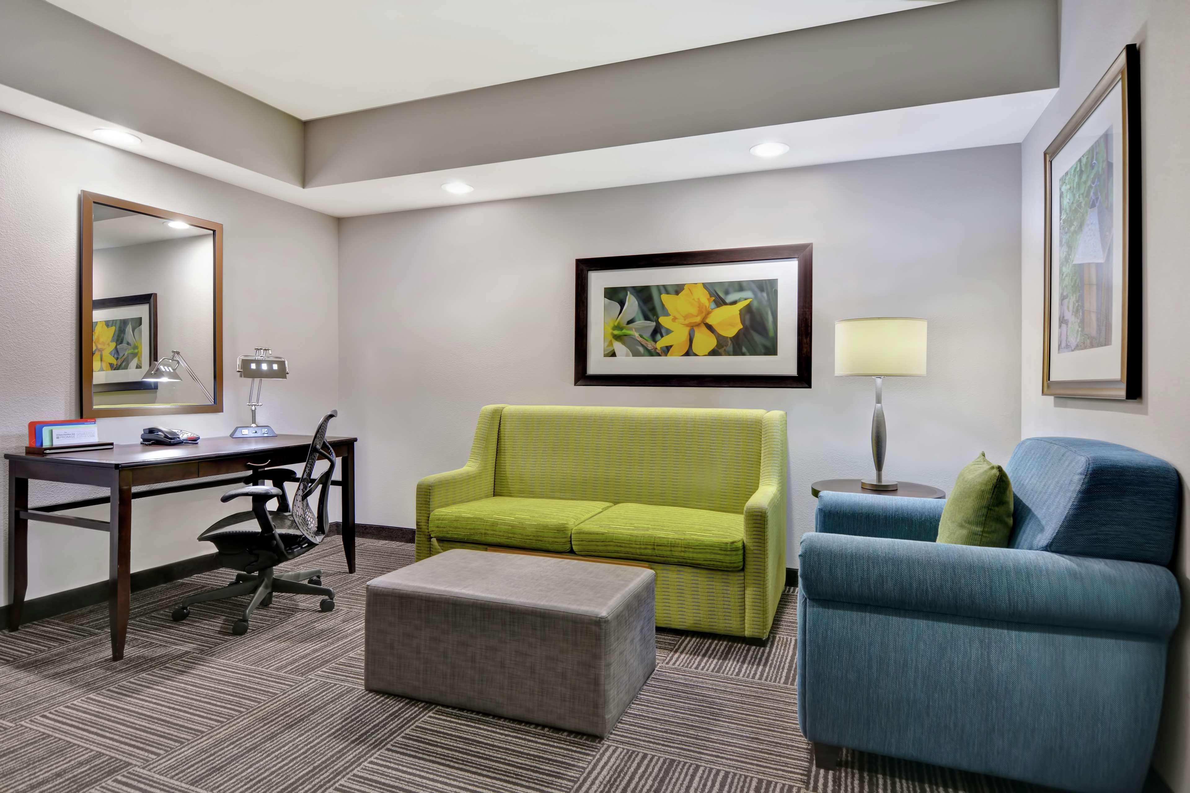 Hilton Garden Inn And Fayetteville Convention Center Extérieur photo