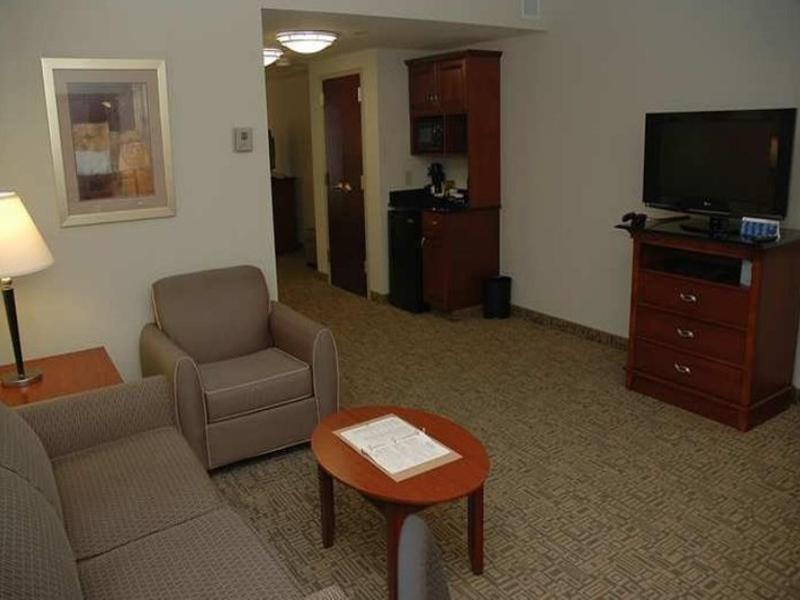 Hilton Garden Inn And Fayetteville Convention Center Extérieur photo