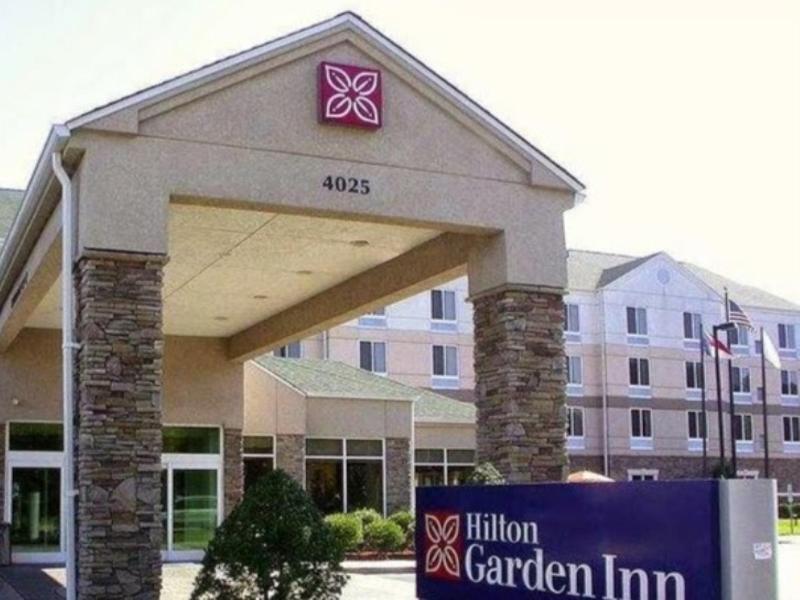 Hilton Garden Inn And Fayetteville Convention Center Extérieur photo