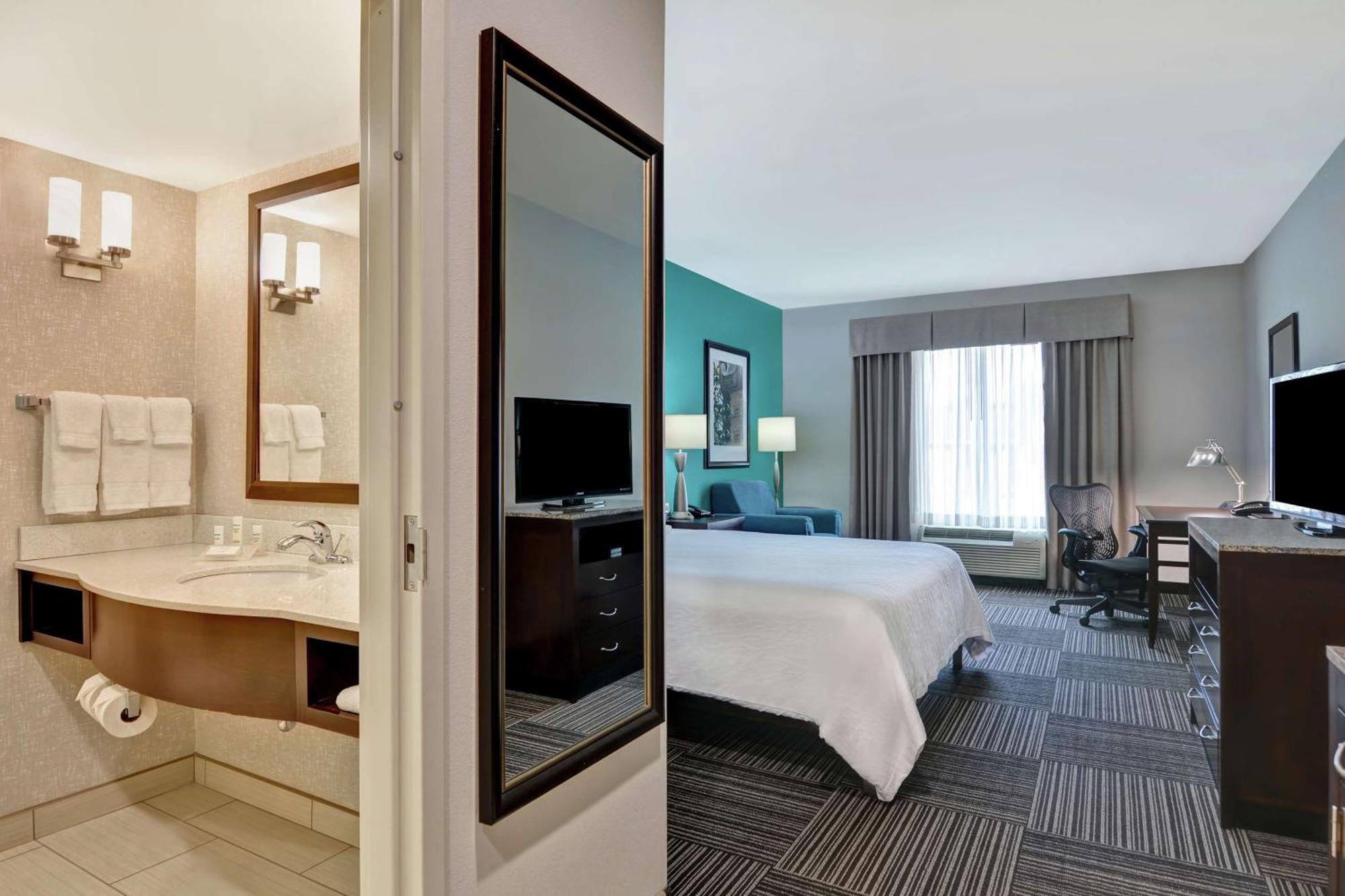 Hilton Garden Inn And Fayetteville Convention Center Extérieur photo